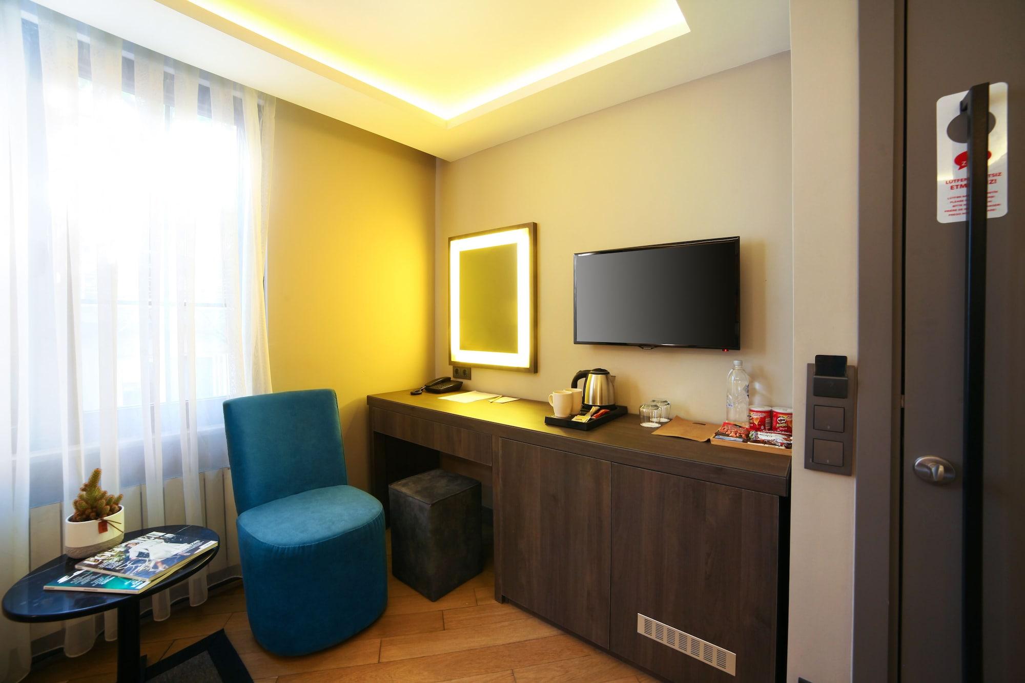 The Capital Suites Istanbul Bagian luar foto
