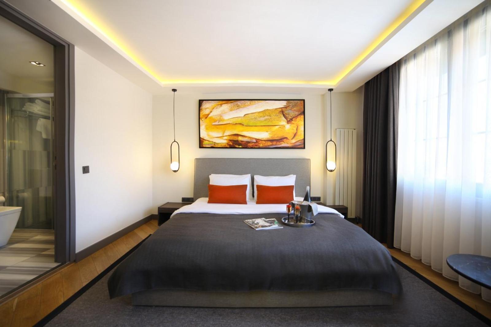 The Capital Suites Istanbul Bagian luar foto