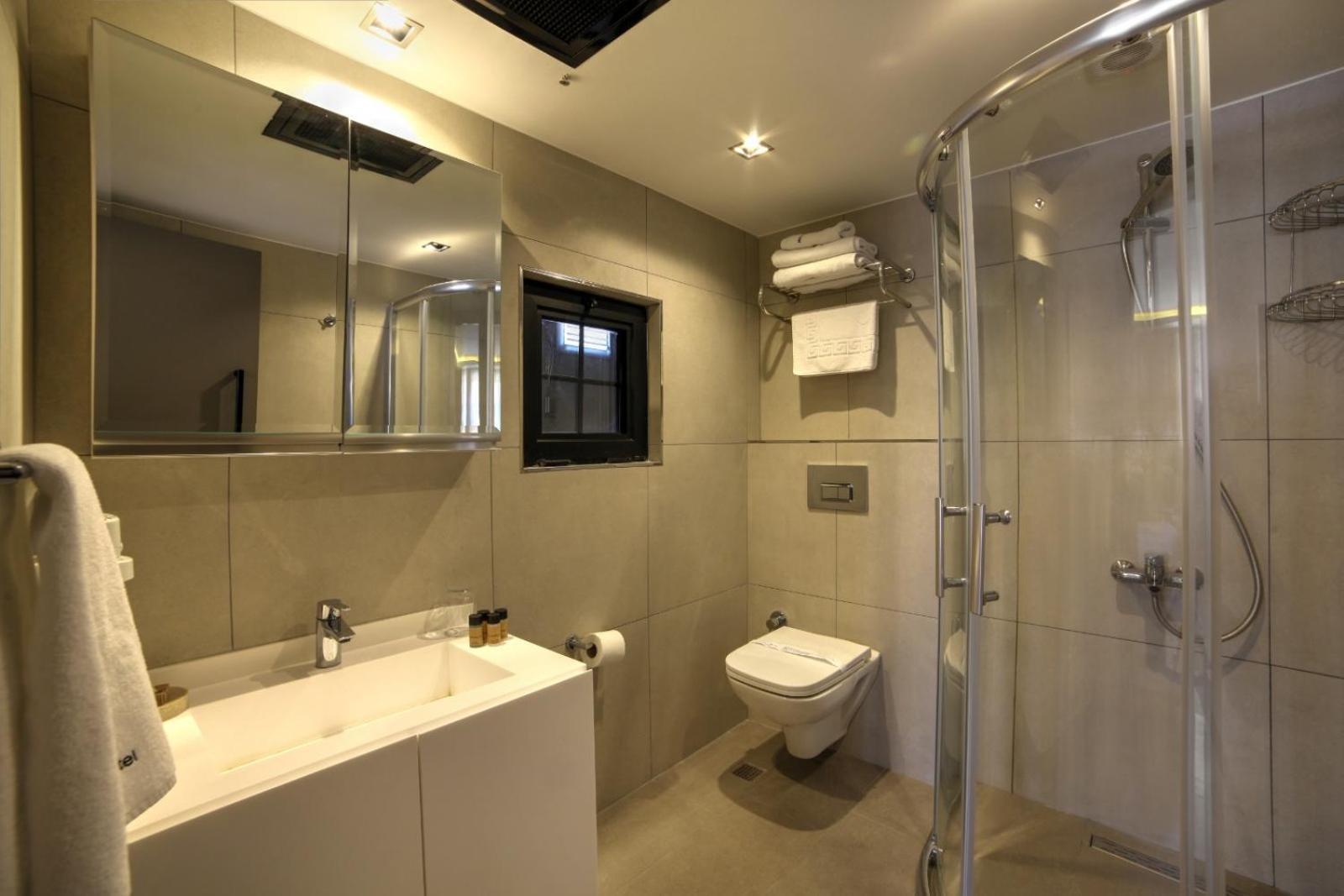 The Capital Suites Istanbul Bagian luar foto