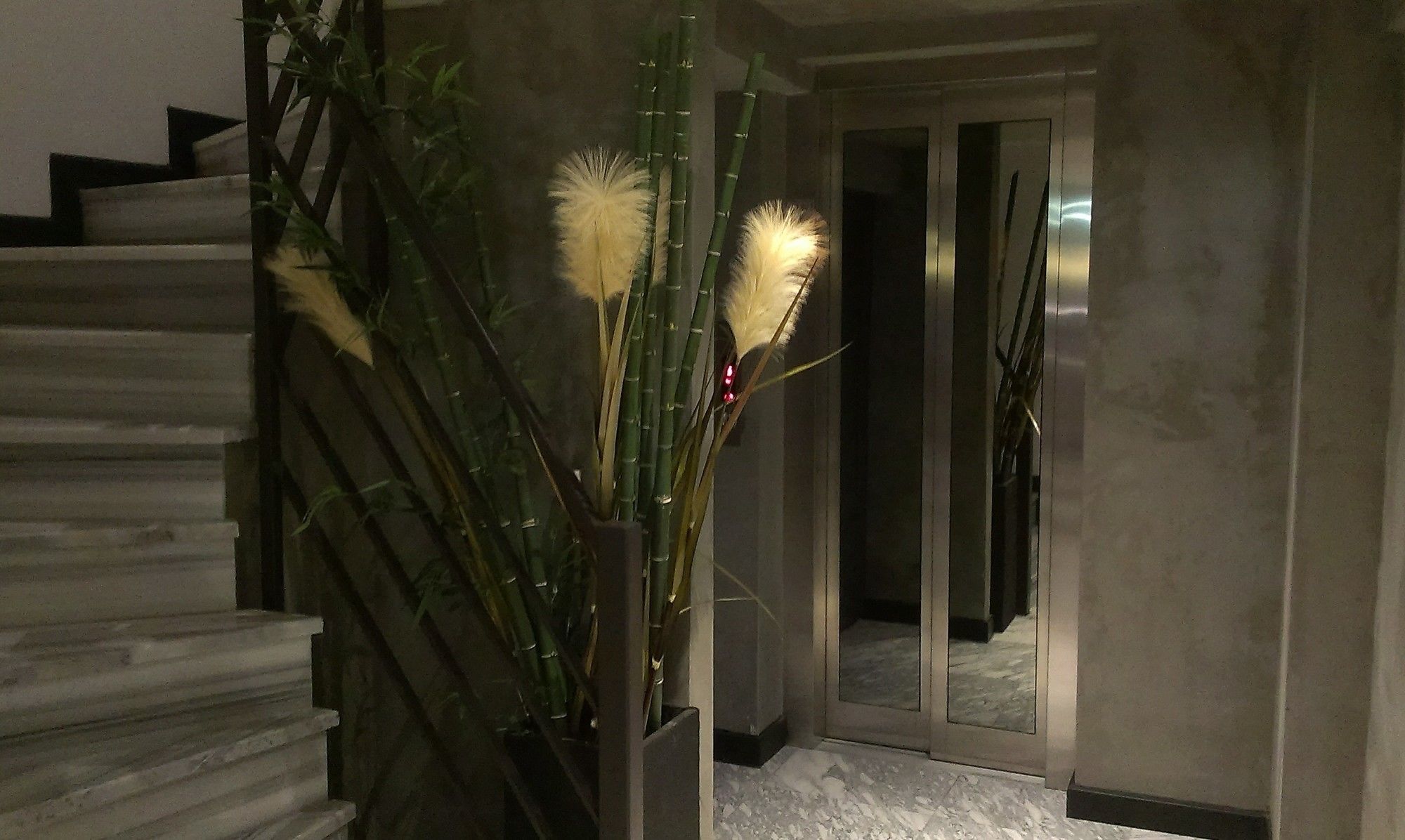 The Capital Suites Istanbul Bagian luar foto
