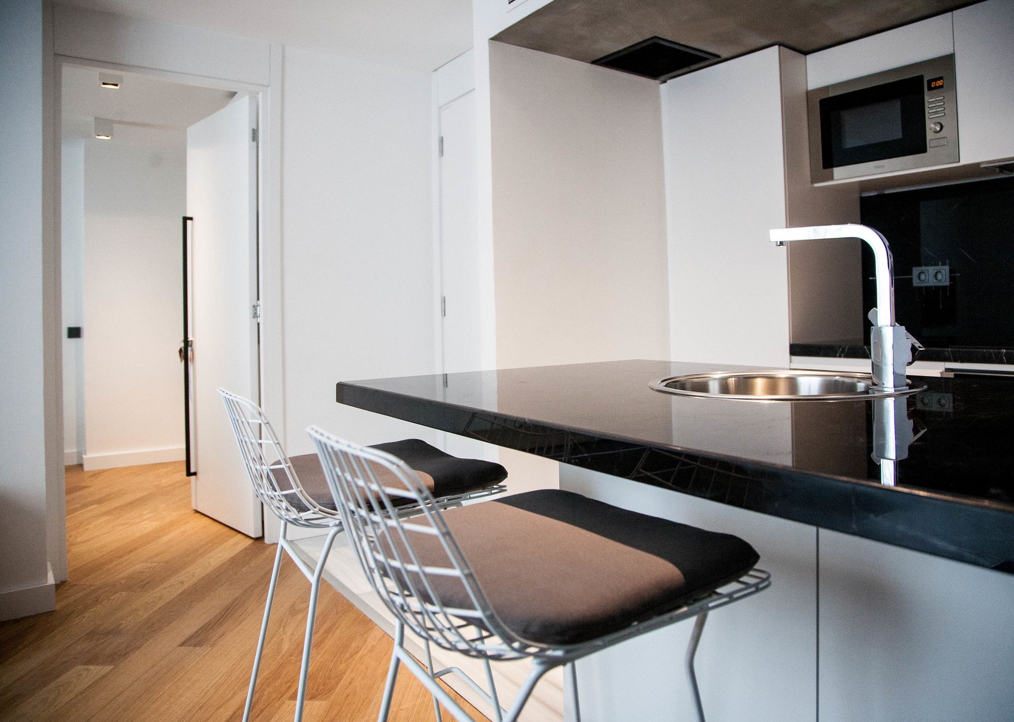 The Capital Suites Istanbul Bagian luar foto